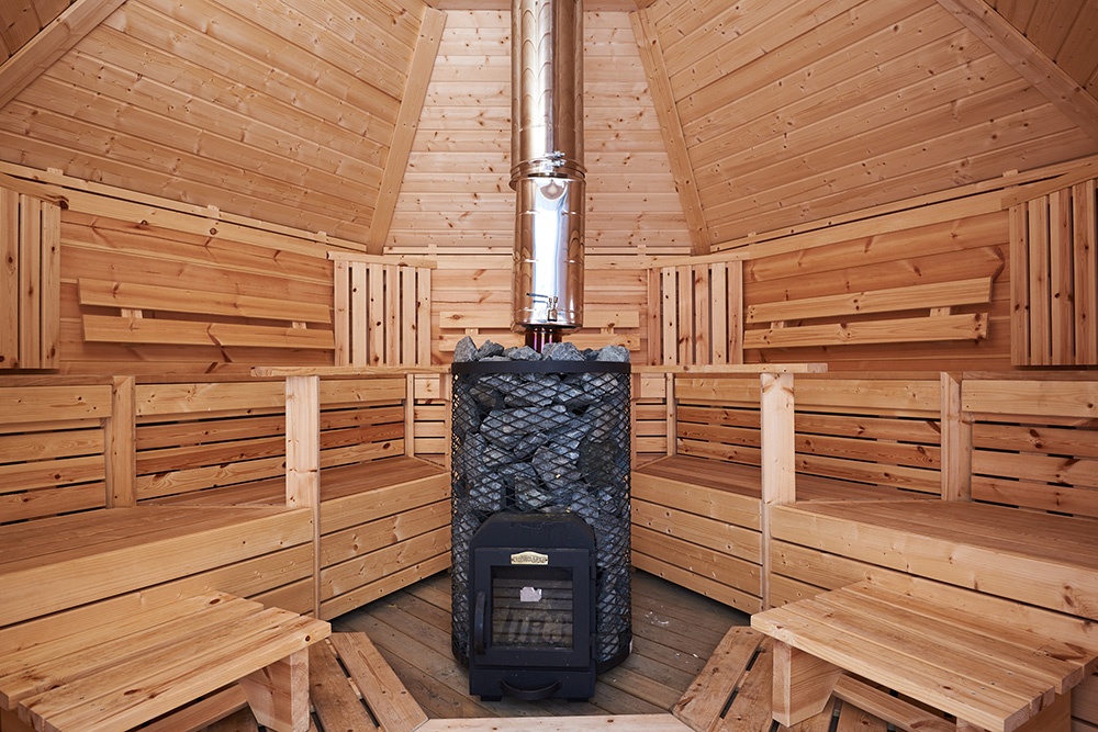 9 sqm hut sauna